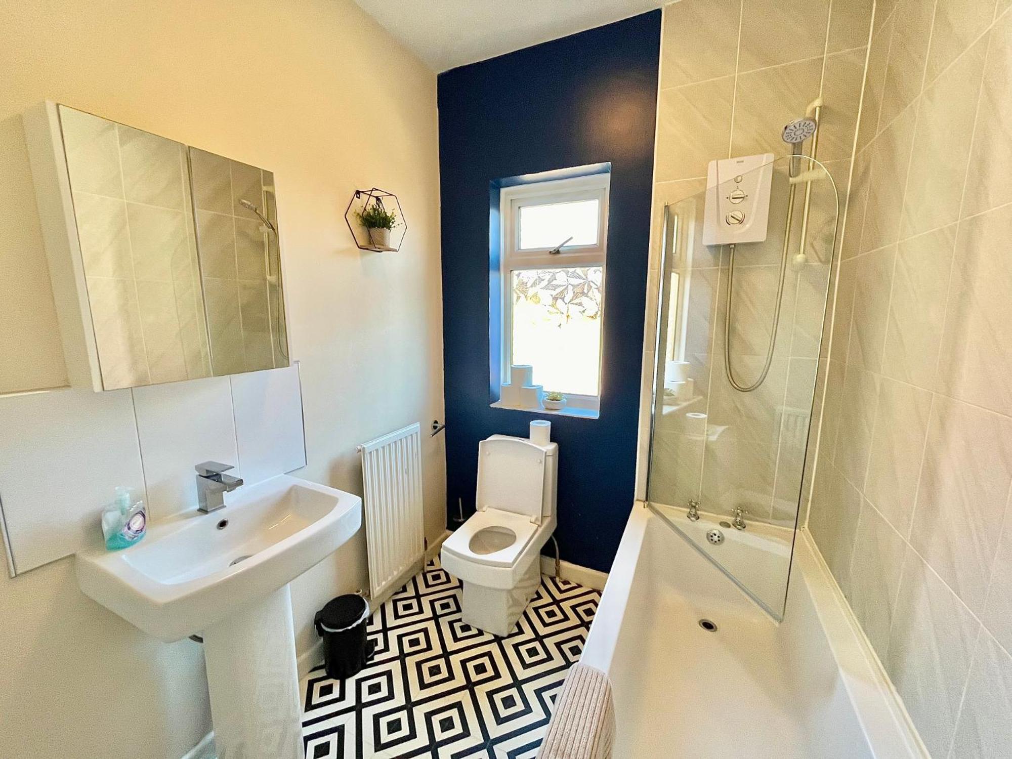 Summer Lane House-3 Bedrooms-Close To M1-Longer Stay-Free Parking Barnsley Exterior photo